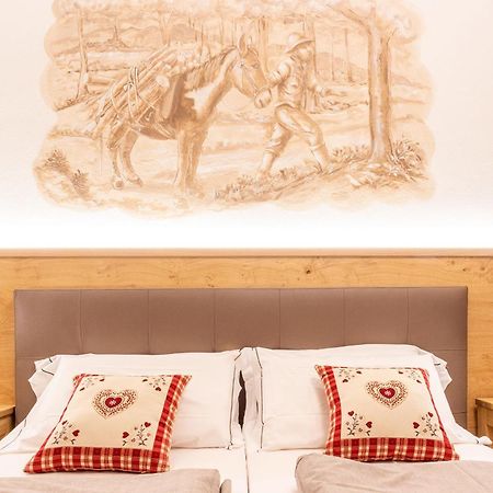 Residence Hotel Santa Maria Piscina E Wellness Пейо Фонти Екстериор снимка