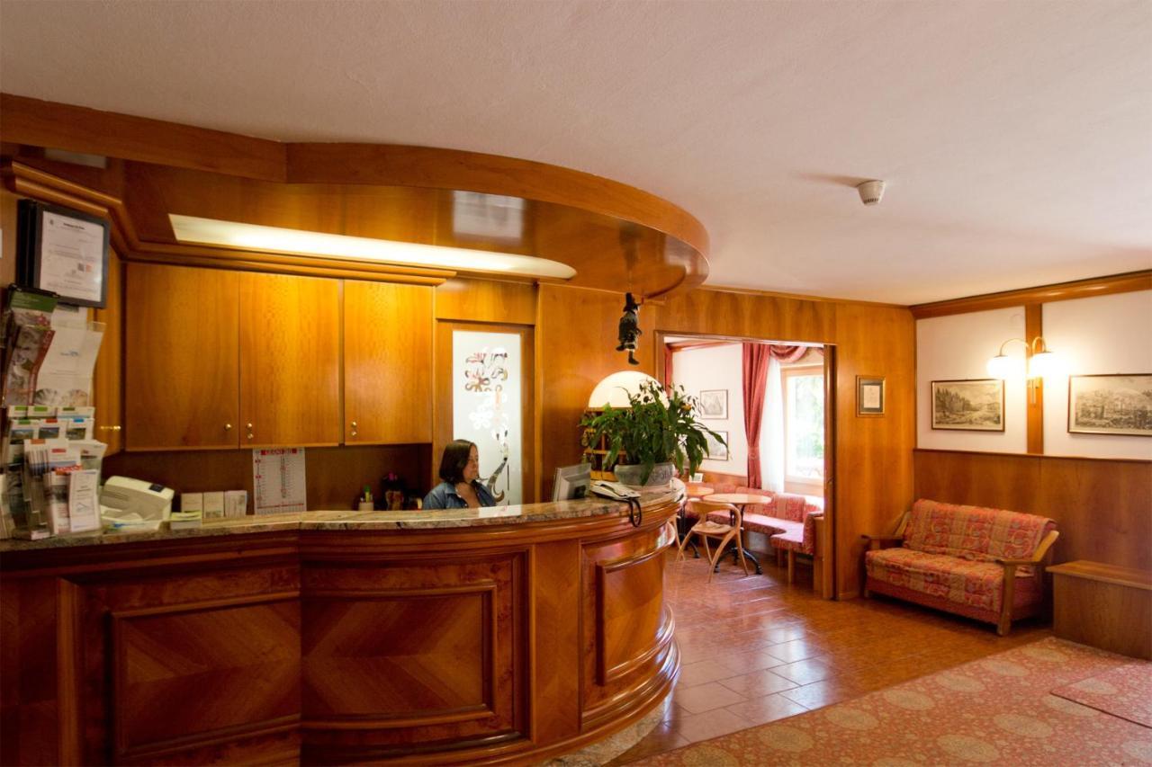 Residence Hotel Santa Maria Piscina E Wellness Пейо Фонти Екстериор снимка