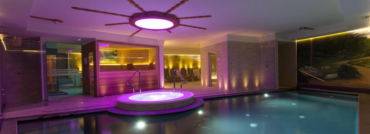 Residence Hotel Santa Maria Piscina E Wellness Пейо Фонти Екстериор снимка